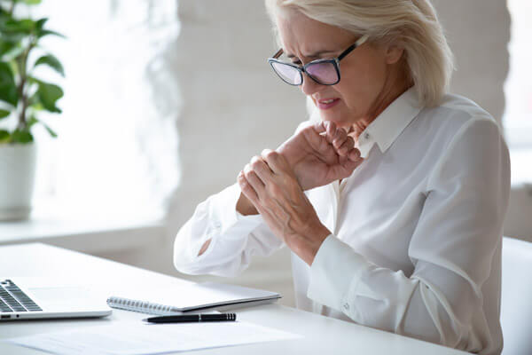 Woman experiencing extremity problems